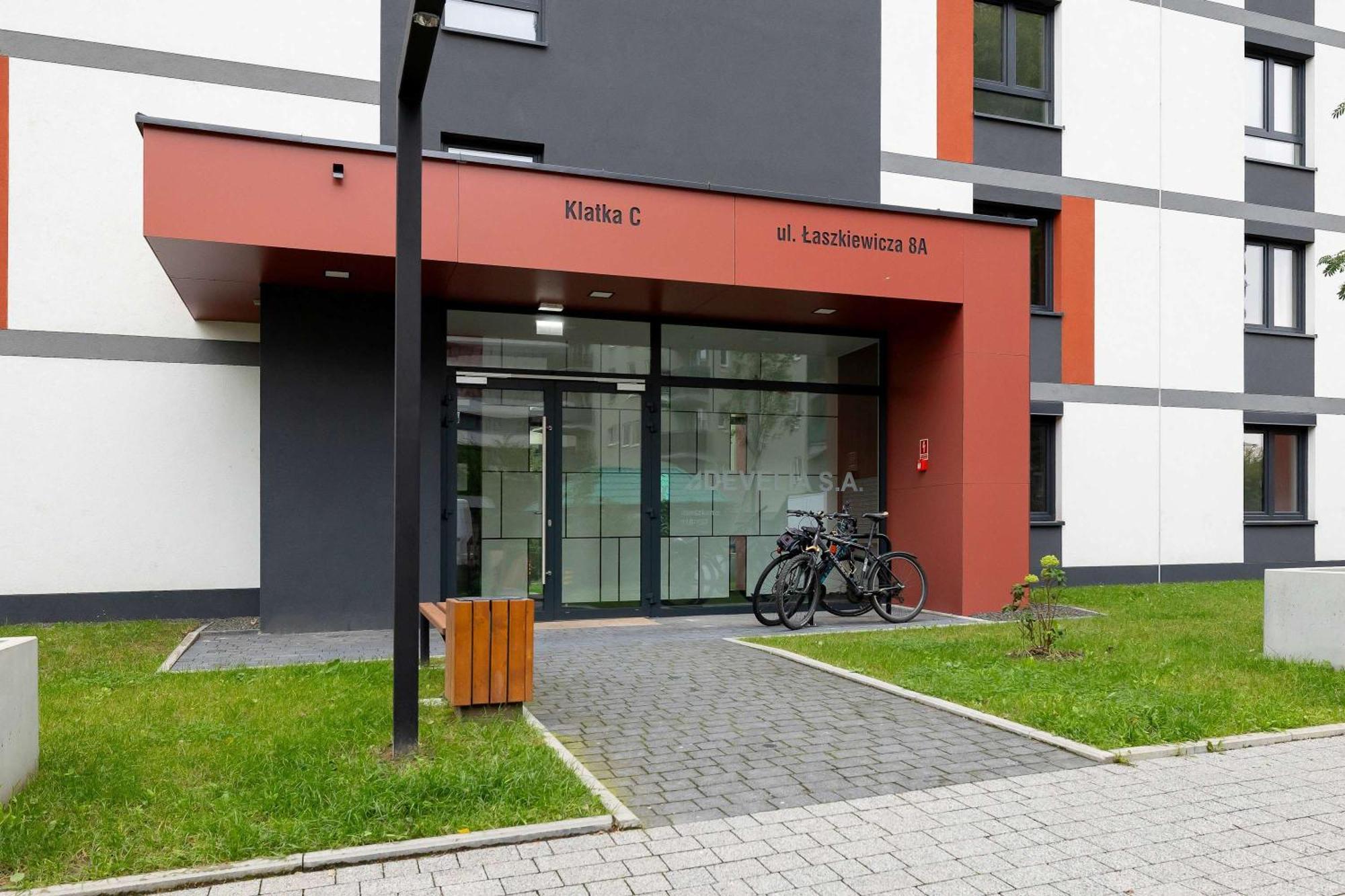 Cozy Apartments Laszkiewicza With Parking By Noclegi Renters Krakau Buitenkant foto